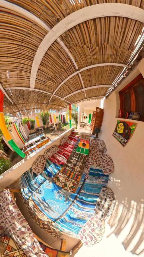 Bob Marley Bed & Breakfast & Restaurant Luxor Luaran gambar